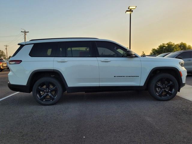 2023 Jeep Grand Cherokee L Limited 4x4