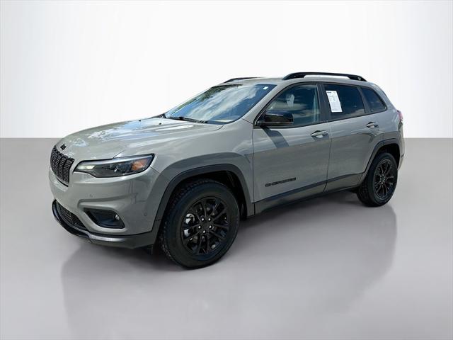 2023 Jeep Cherokee Altitude Lux 4x4