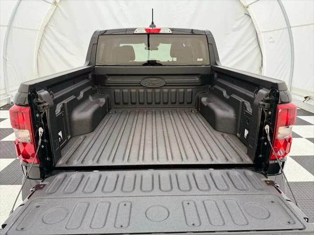 2025 Ford Maverick Lobo Standard