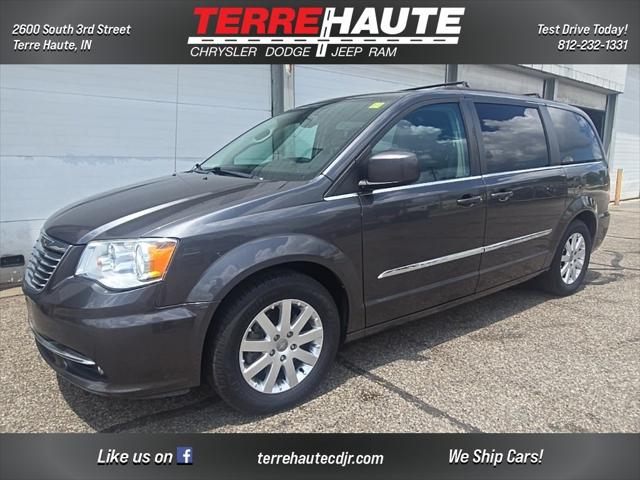 2016 Chrysler Town and Country Touring