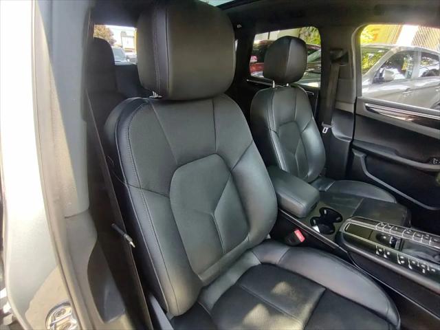 2019 Porsche Macan Standard
