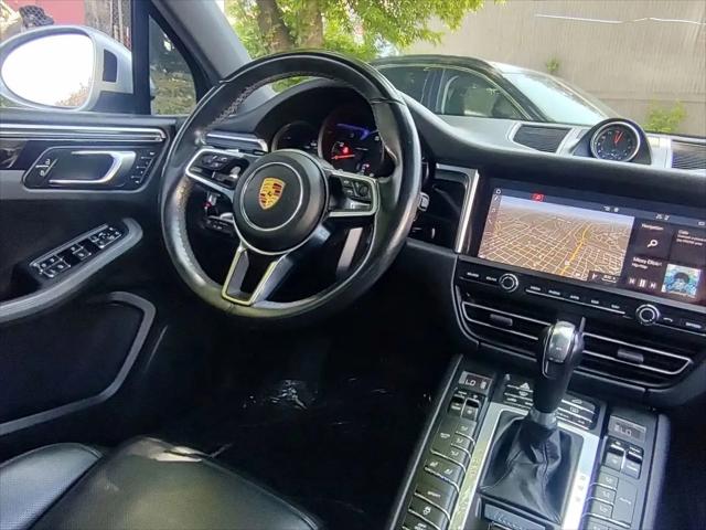 2019 Porsche Macan Standard