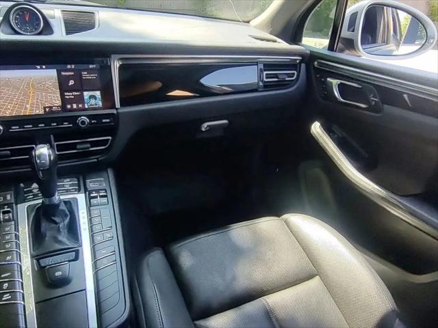 2019 Porsche Macan Standard