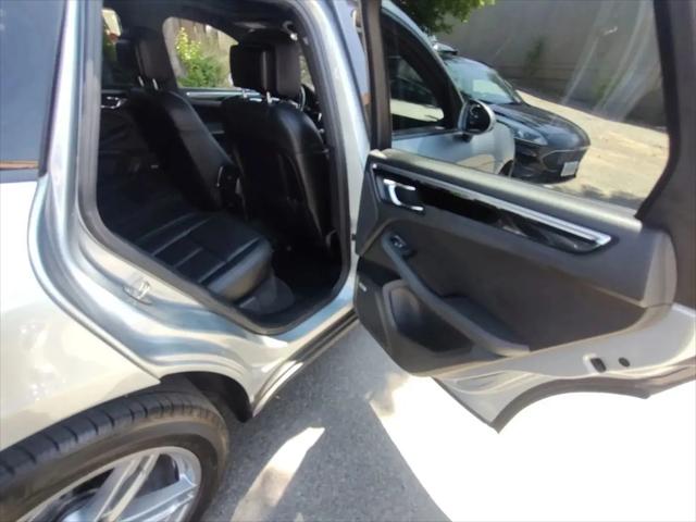 2019 Porsche Macan Standard