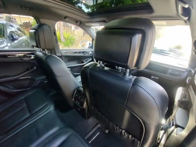 2019 Porsche Macan Standard