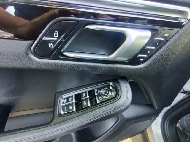 2019 Porsche Macan Standard