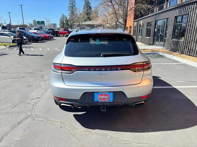 2019 Porsche Macan Standard