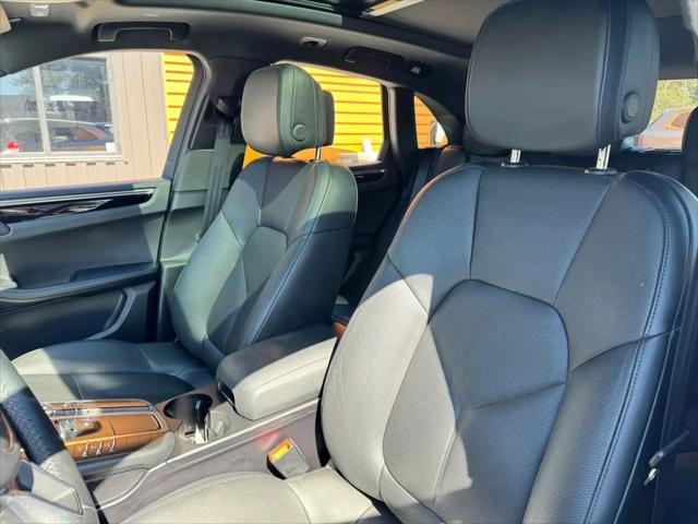 2019 Porsche Macan Standard