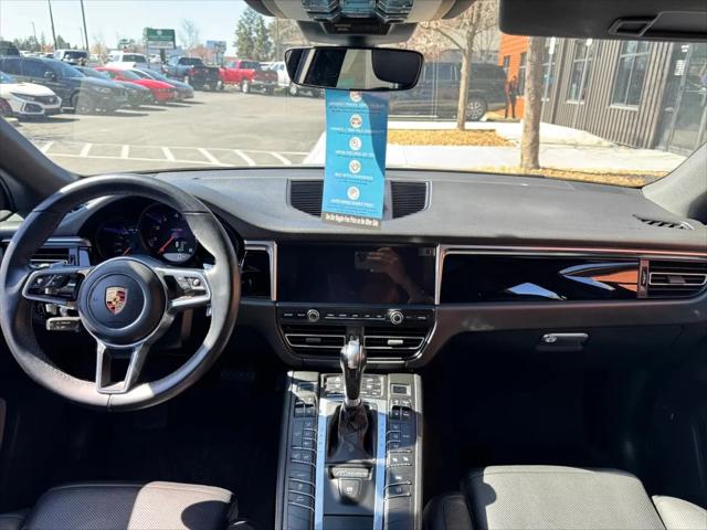 2019 Porsche Macan Standard