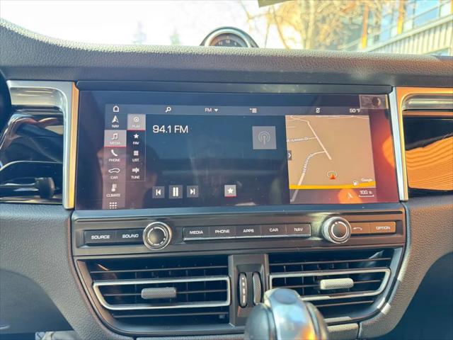 2019 Porsche Macan Standard