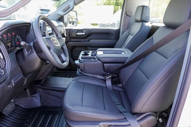 2025 GMC Sierra 3500HD 4WD Double Cab Long Bed Pro