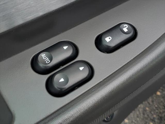 2002 Ford Thunderbird Premium