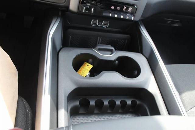 2025 Ram 2500 Big Horn Crew Cab 4x4 6'4" Box