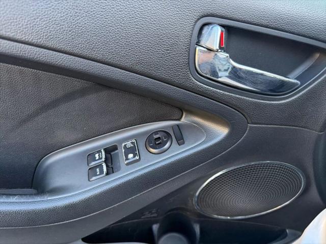 2016 Kia Forte Koup SX