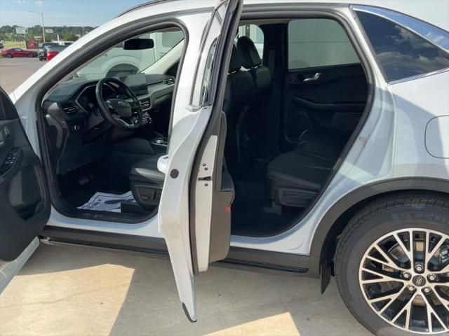 2025 Ford Escape PHEV