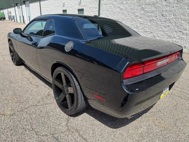 2013 Dodge Challenger SXT