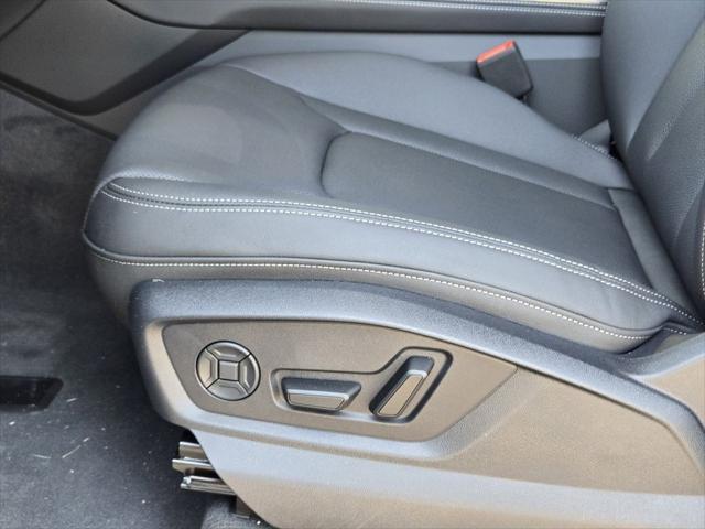 2025 Audi Q8 Premium Plus 55 TFSI quattro