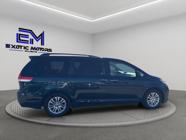 2011 Toyota Sienna XLE V6