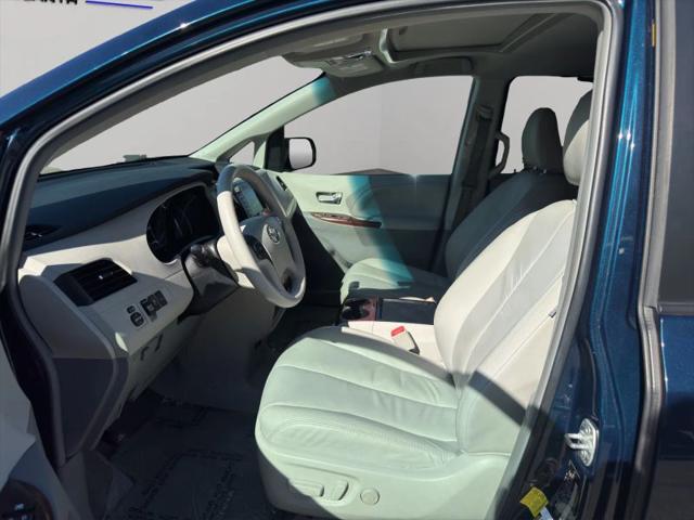 2011 Toyota Sienna XLE V6