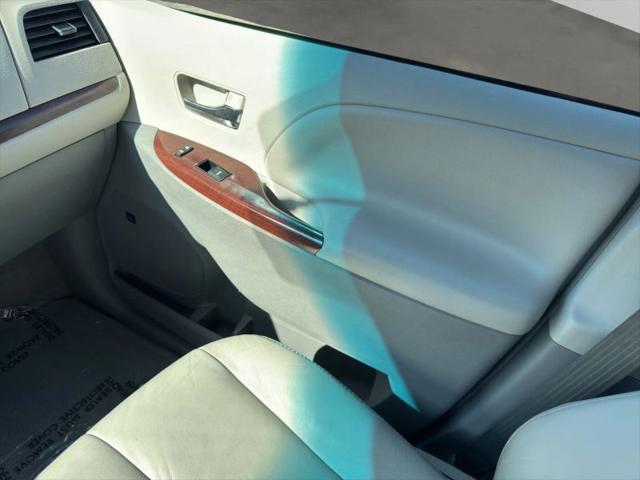 2011 Toyota Sienna XLE V6