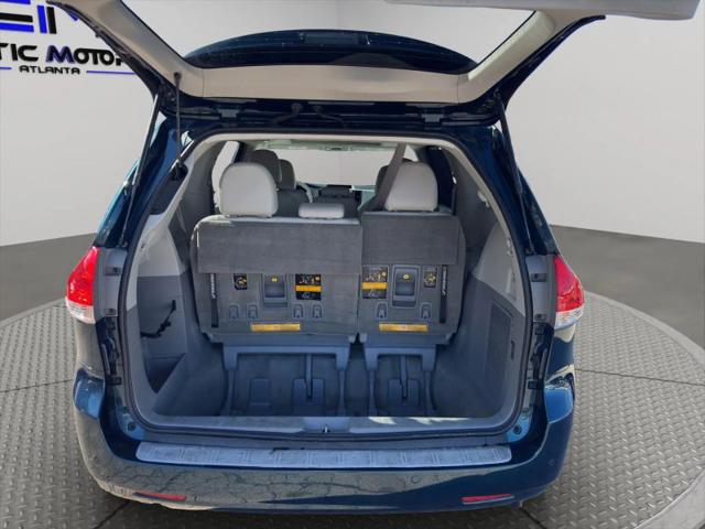 2011 Toyota Sienna XLE V6