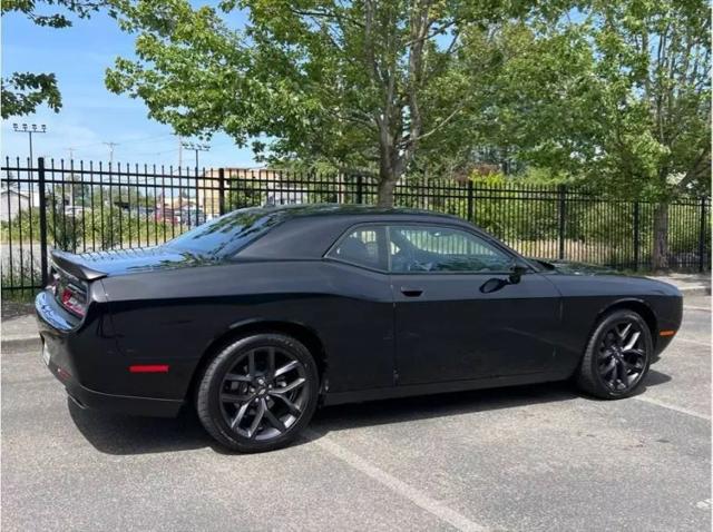 2021 Dodge Challenger SXT