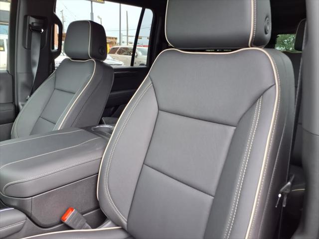 2025 Chevrolet Suburban 4WD Premier