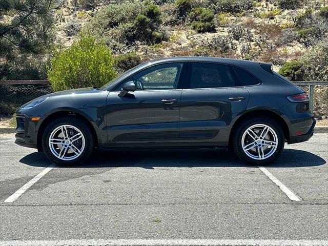 2025 Porsche Macan AWD