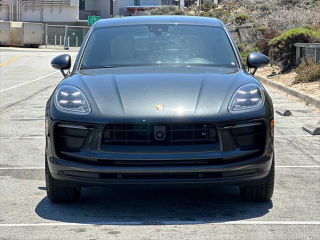 2025 Porsche Macan AWD