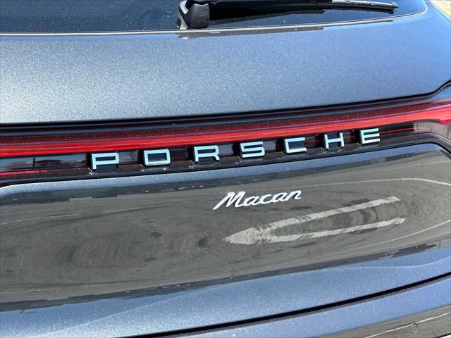 2025 Porsche Macan AWD