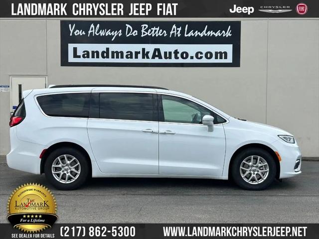 2022 Chrysler Pacifica Touring L