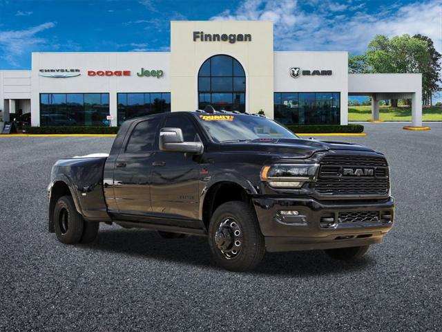 2024 RAM 3500 Limited Mega Cab 4x4 64 Box