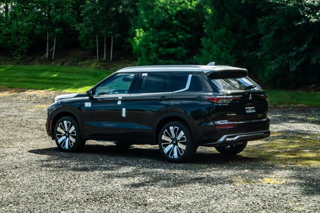 2025 Mitsubishi Outlander PLATINUM EDITION 2.5 S-AWC