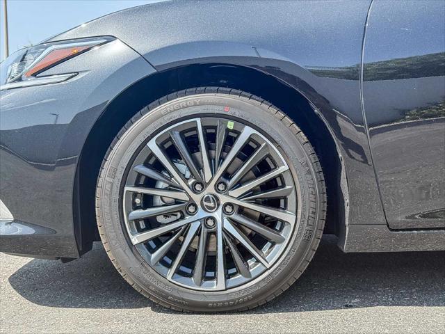 2025 Lexus ES 300h FWD