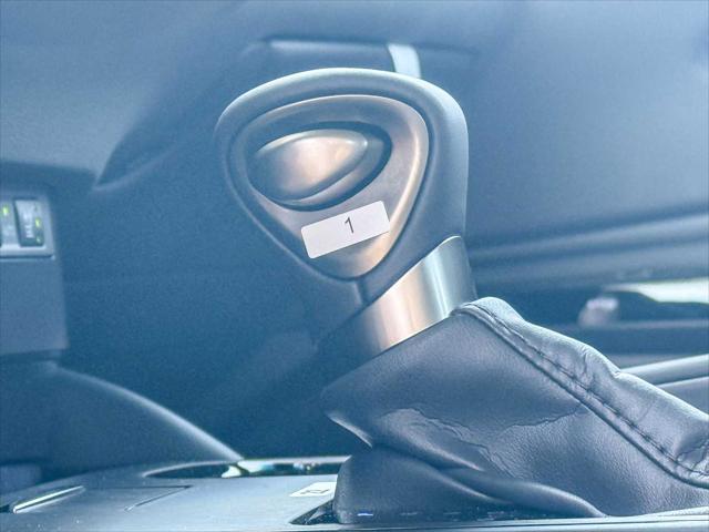 2025 Lexus ES 300h FWD