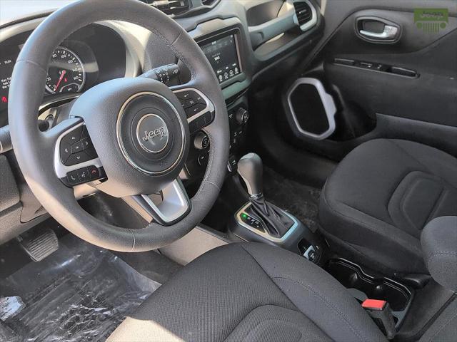 2020 Jeep Renegade Latitude FWD