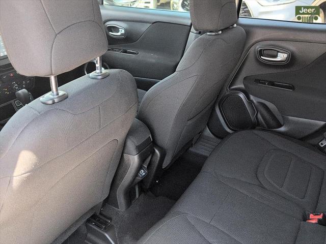 2020 Jeep Renegade Latitude FWD