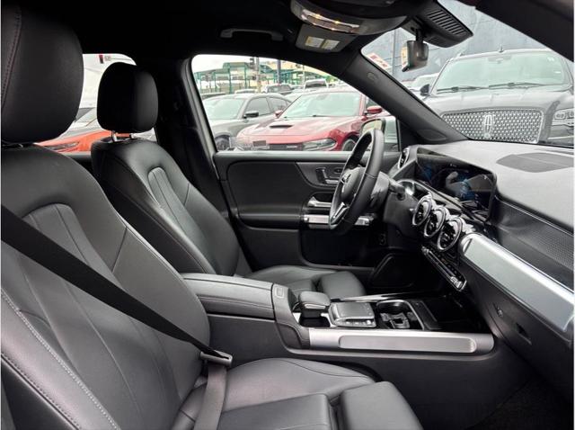 2023 Mercedes-Benz GLB GLB 250 Sport Utility 4D