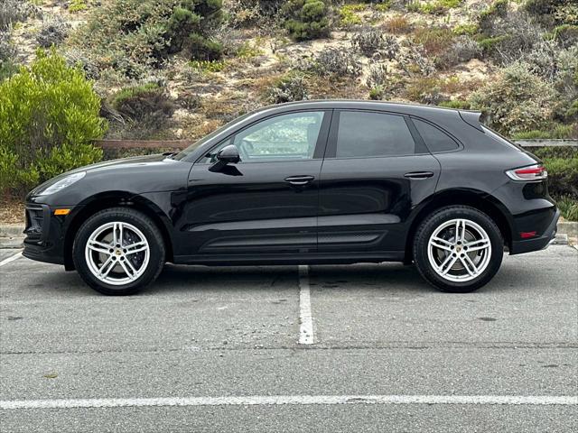 2025 Porsche Macan Unknown