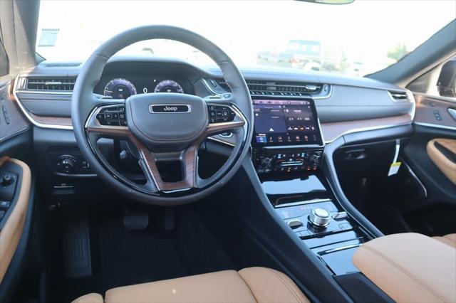 2025 Jeep Grand Cherokee GRAND CHEROKEE L SUMMIT 4X4