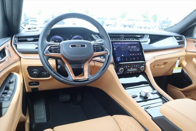 2025 Jeep Grand Cherokee GRAND CHEROKEE L SUMMIT RESERVE 4X4