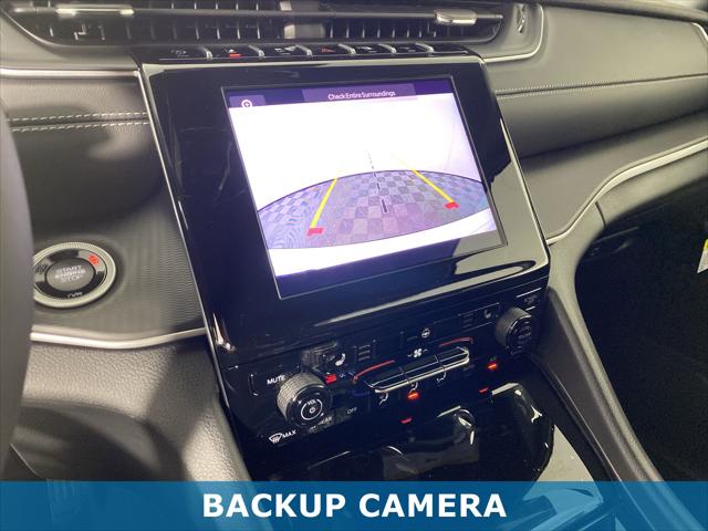 2025 Jeep Grand Cherokee GRAND CHEROKEE L LAREDO 4X4