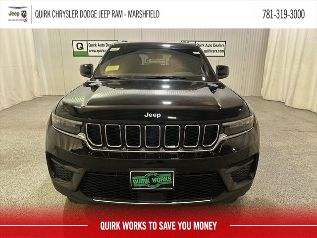 2025 Jeep Grand Cherokee GRAND CHEROKEE LAREDO X 4X4