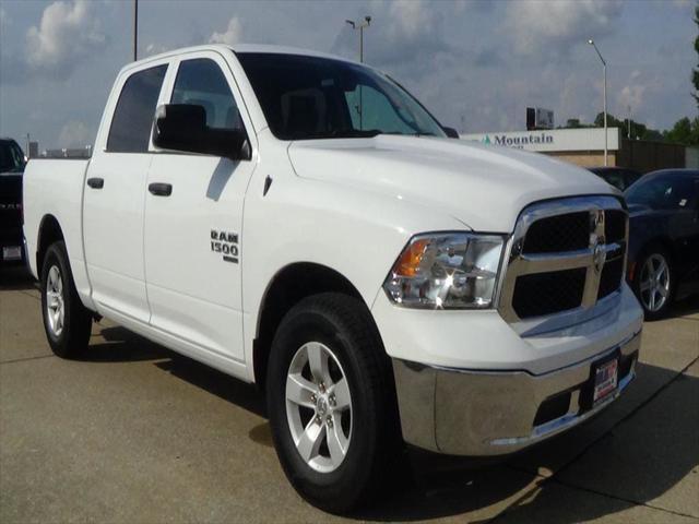 2023 Ram 1500 Classic SLT Crew Cab 4x4 5'7" Box