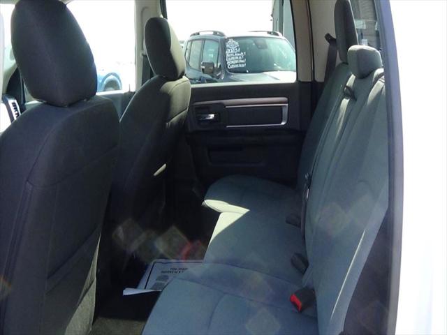 2023 Ram 1500 Classic SLT Crew Cab 4x4 5'7" Box