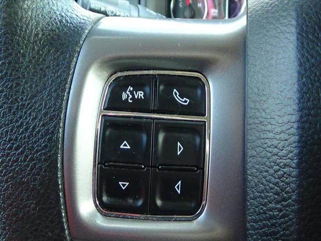2023 Ram 1500 Classic SLT Crew Cab 4x4 5'7" Box