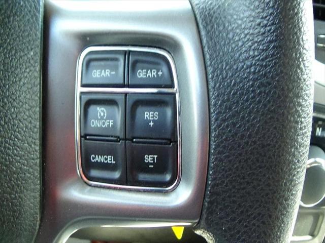 2023 Ram 1500 Classic SLT Crew Cab 4x4 5'7" Box