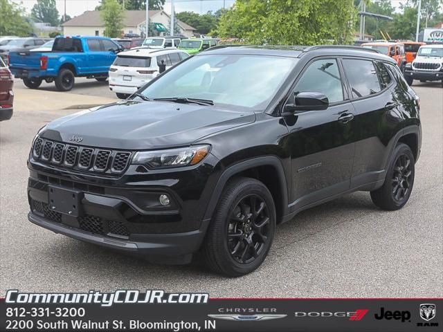 2025 Jeep Compass COMPASS LATITUDE 4X4