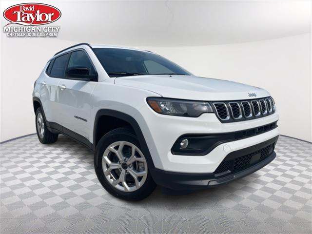 2025 Jeep Compass COMPASS LATITUDE 4X4
