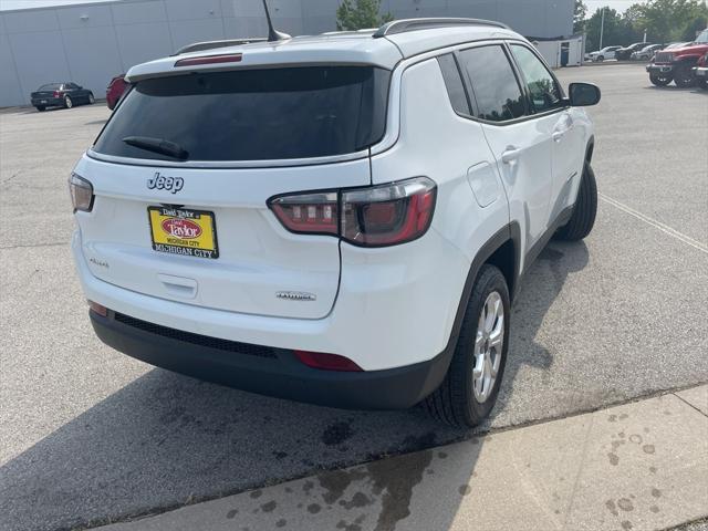 2025 Jeep Compass COMPASS LATITUDE 4X4
